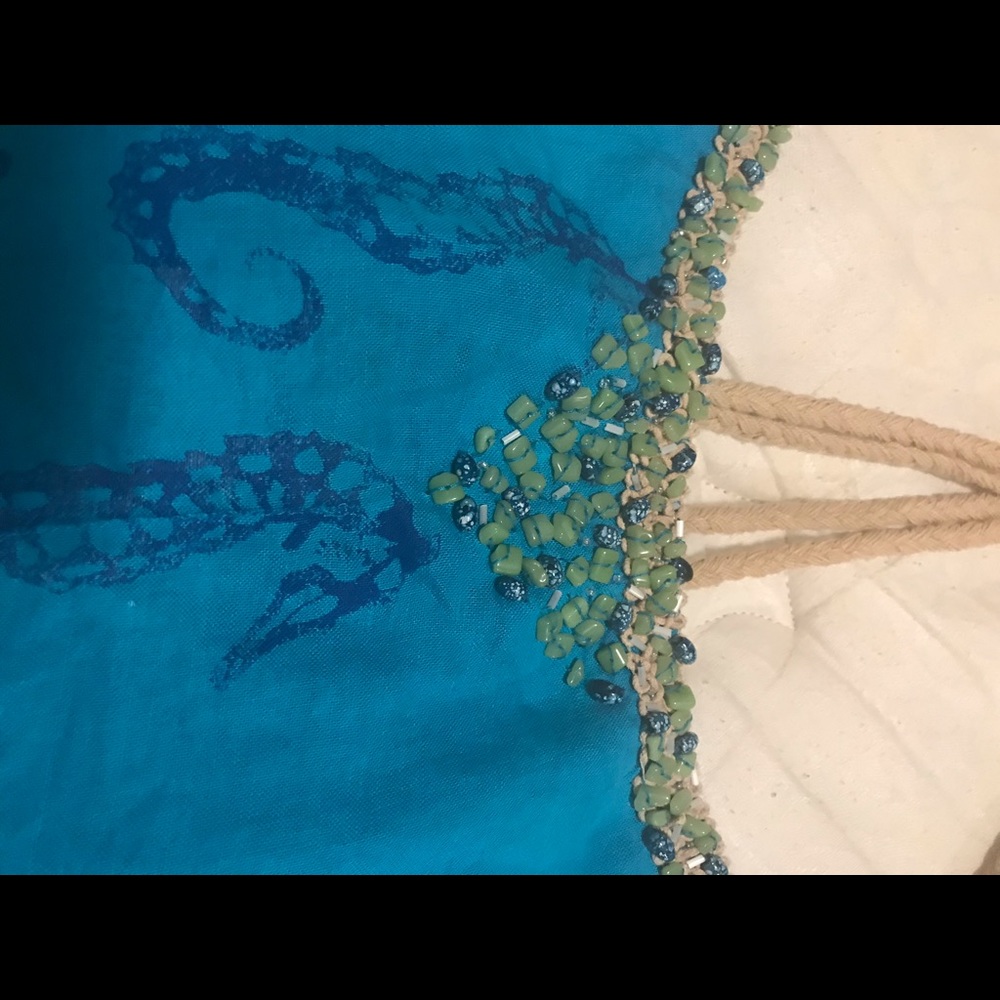 Flowy Tank Top - Picture 3 of 5